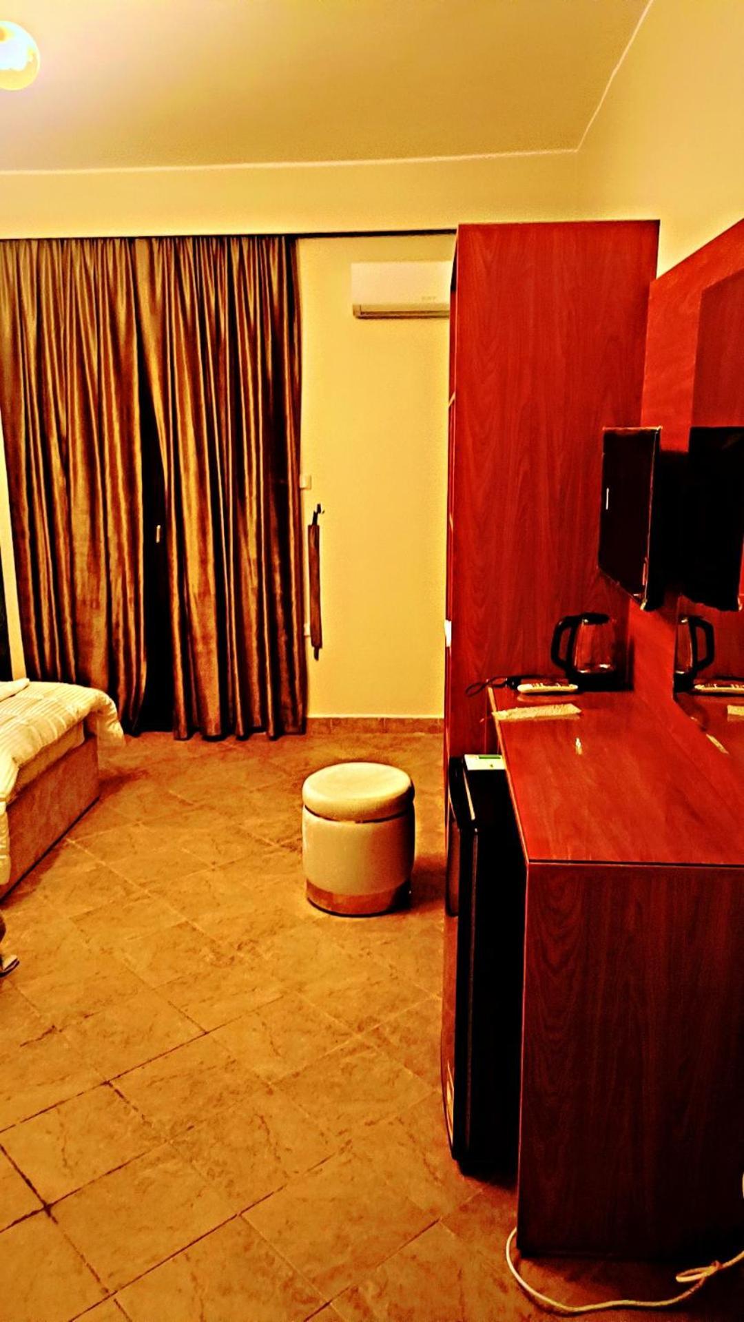 Solima Pyramids Inn Kafret el-Gabal エクステリア 写真