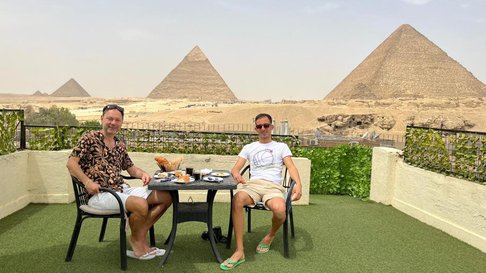 Solima Pyramids Inn Kafret el-Gabal エクステリア 写真